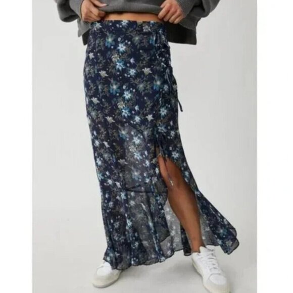 Free People Femme Edge Maxi Skirt Indigo Blue Floral Size 6 - Picture 10 of 10